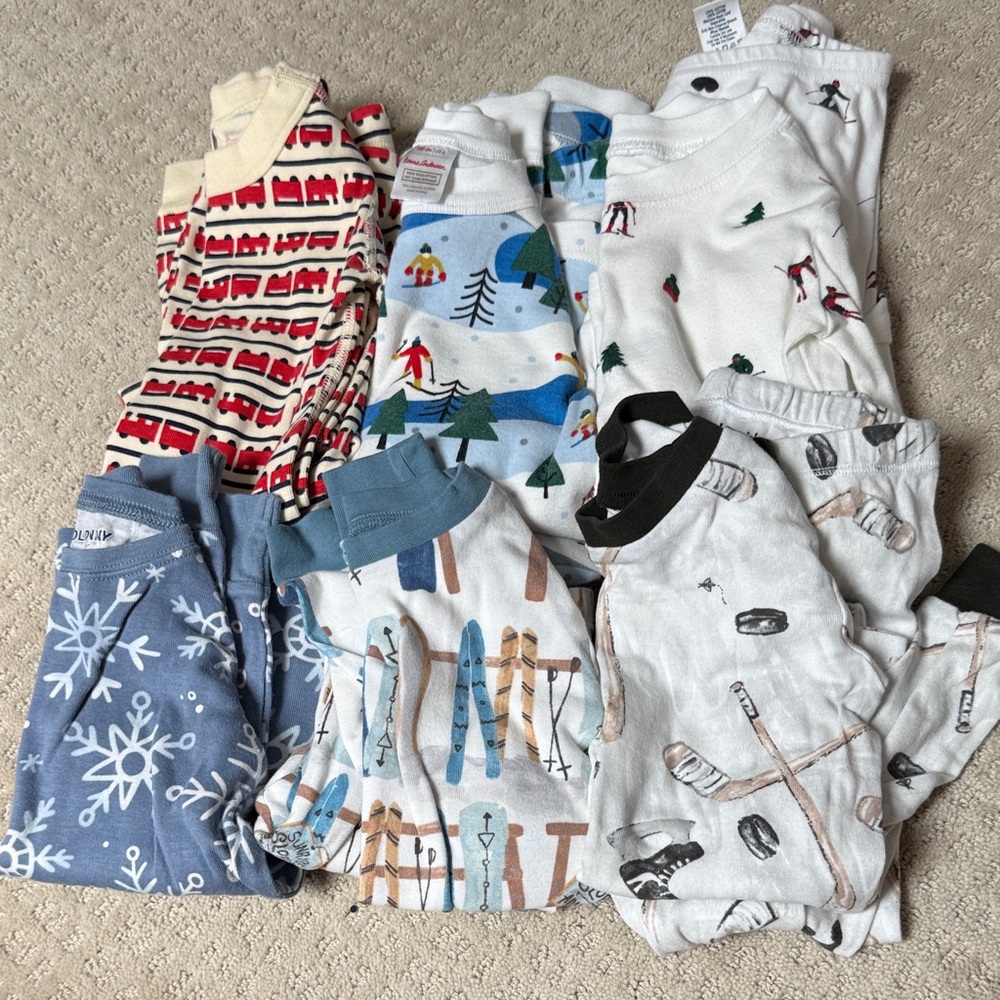 Mixed Holiday & Winter Kids Pajama Bundle - Snowflakes, Skis, Hockey, Trees